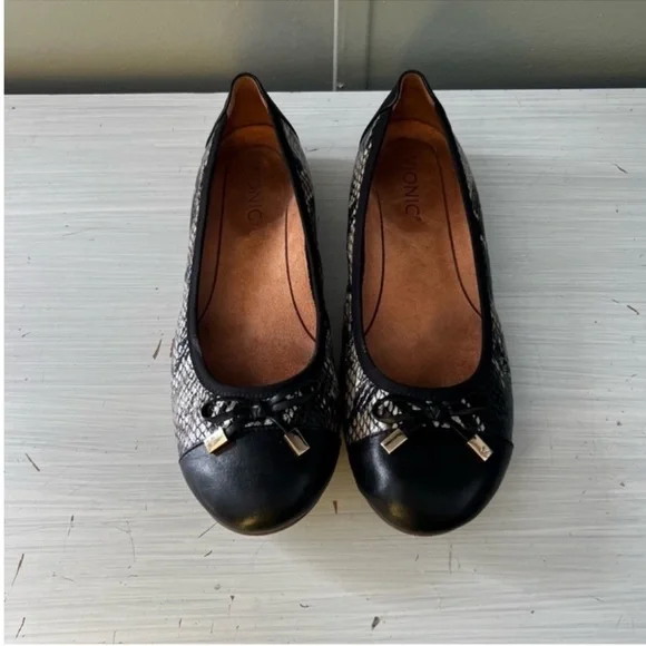 Vionic Minna Boa Ballet Flats Snakeskin Black Leather Bow Slip On Casual - 8.5 - Picture 2 of 10
